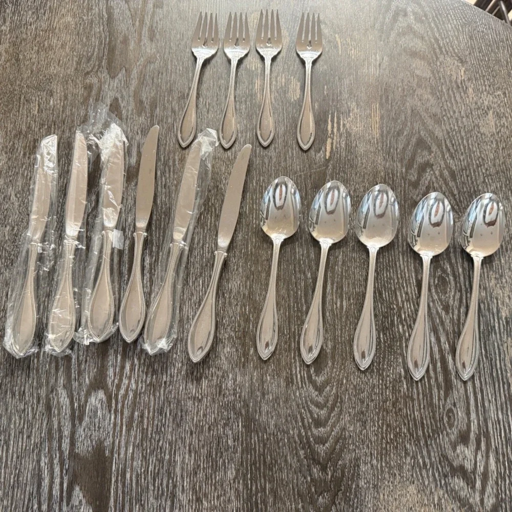 Oneida Arbor American Harmony Stainless Flatware Lot Knives Forks Spoons Classic